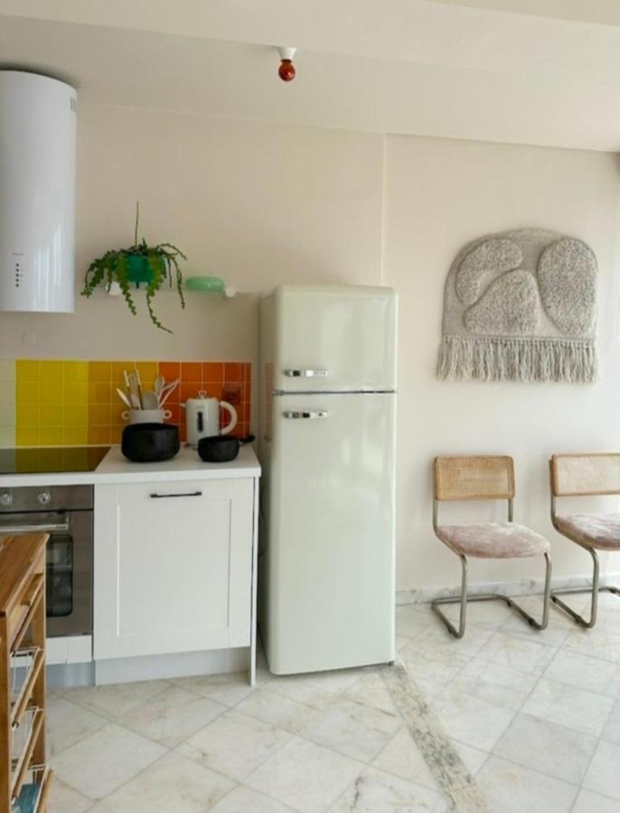 Appartamento Groovy Caparica Gem With Large Sunny Terrace Costa da Caparica Esterno foto